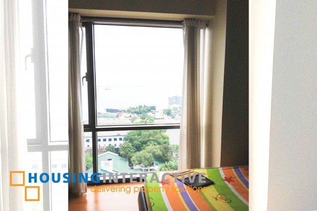 FULLY FURNISHED 1BR UNIT IN ETON BAYPARK MANILA FOR RENT06