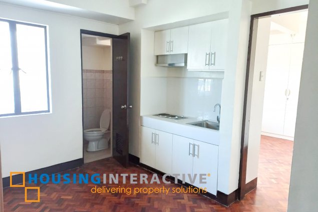 FOR LEASE 2 BEDROOM IN VITO CRUZ  TOWER05