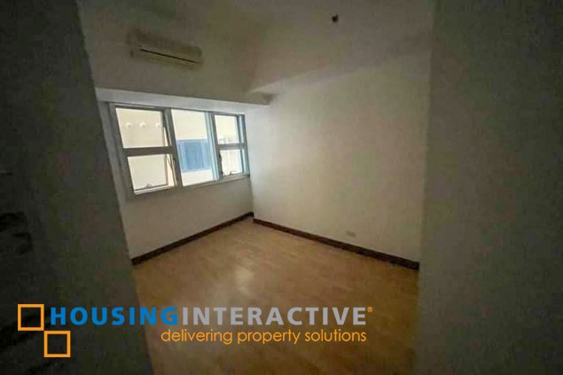 FOR RENT - 2BR UNIT IN PEARL OF THE ORIENT TOWER07