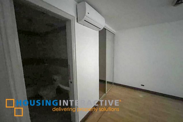 FOR RENT - 2BR UNIT IN PEARL OF THE ORIENT TOWER08