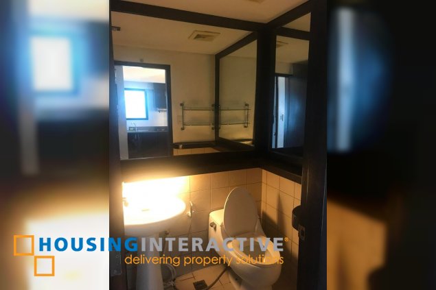 FULLY FURNISHED 1-BEDROOM UNIT FOR RENT IN ADRIATICO RESIDENCES08