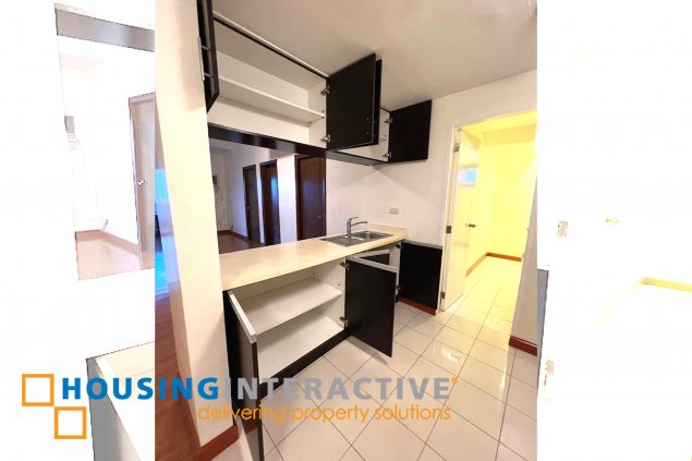 SEMI-FURNISHED 2 BEDROOM UNIT - FOR RENT IN ETON BAYPARK05