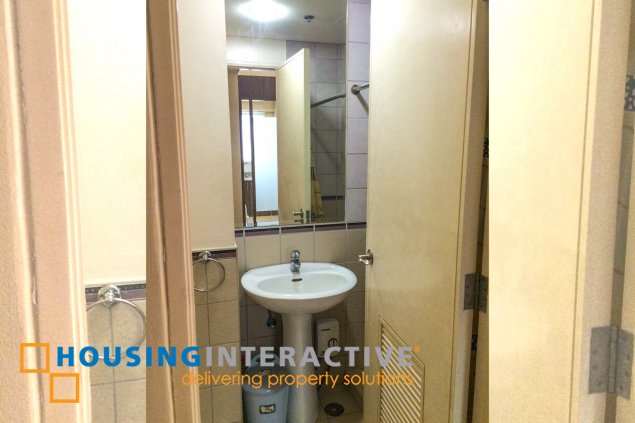 FOR RENT 2BR UNIT AT TWO ADRIATICO PLACE08