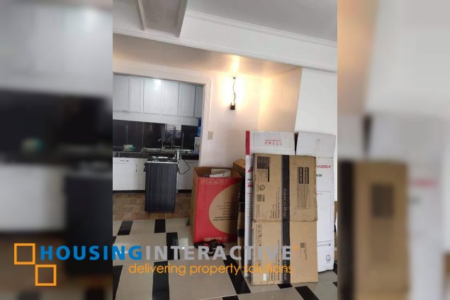 4BR UNIT FOR LEASE IN LEGASPI TOWERS 300 MANILA02