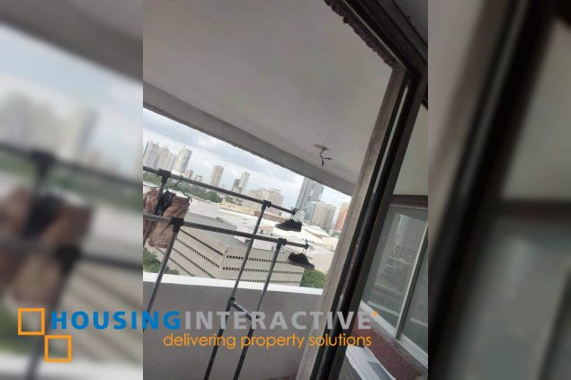 4BR UNIT FOR LEASE IN LEGASPI TOWERS 300 MANILA07