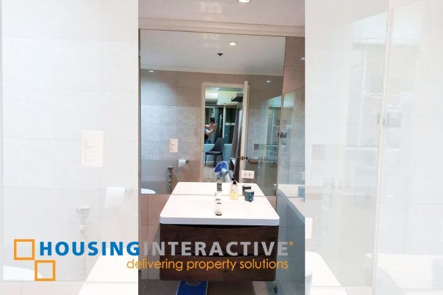 FULLY FURNISHED 2-BEDROOM UNIT FOR RENT IN ALPHA GRANDVIEW09