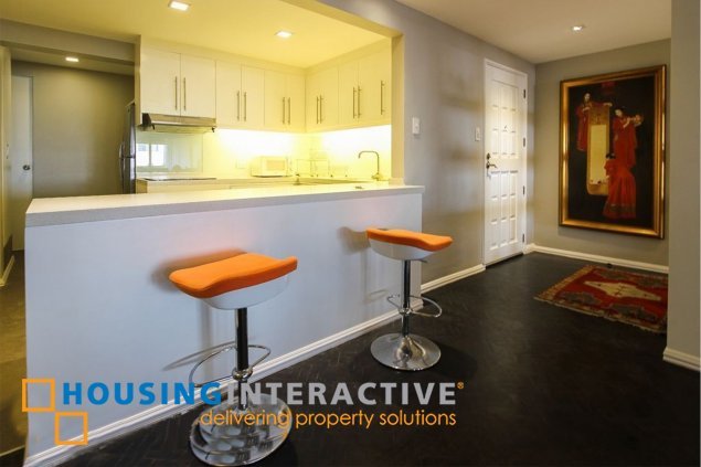 EXQUISITE FULLY FURNISHED 3-BEDROOM UNIT FOR SALE IN LEGASPI TOWERS 30005