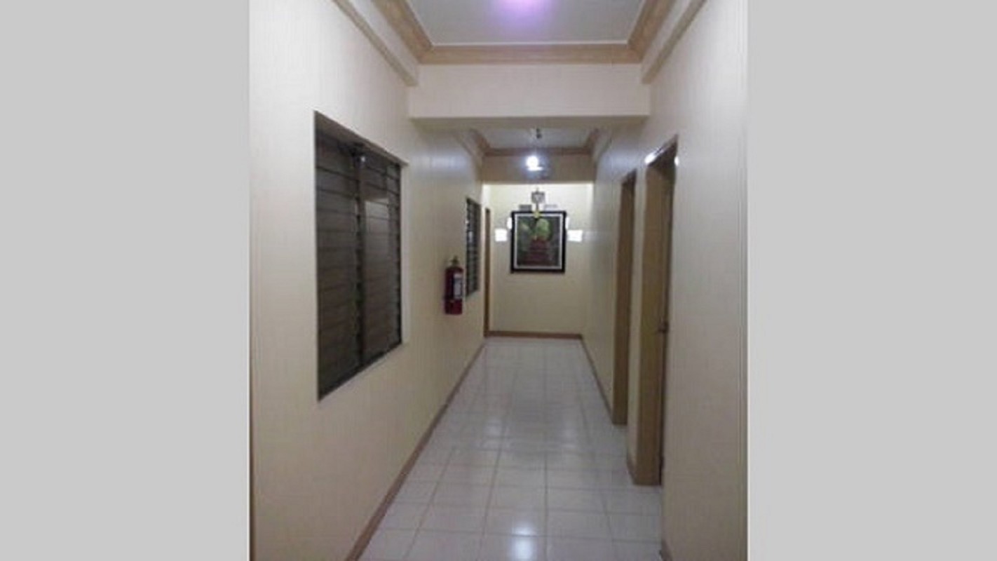 Rooms 4 rent NEAR AIRPORT & MAllS04