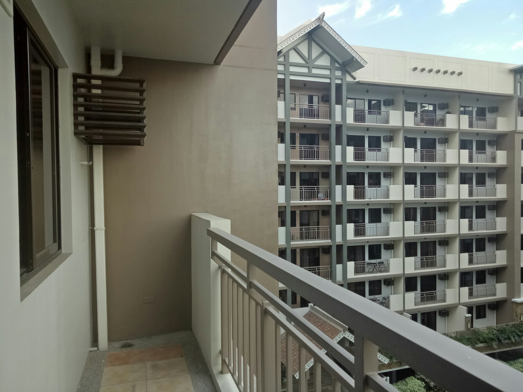 Alea Residences Surya Bare Unit 2 Bedroom02