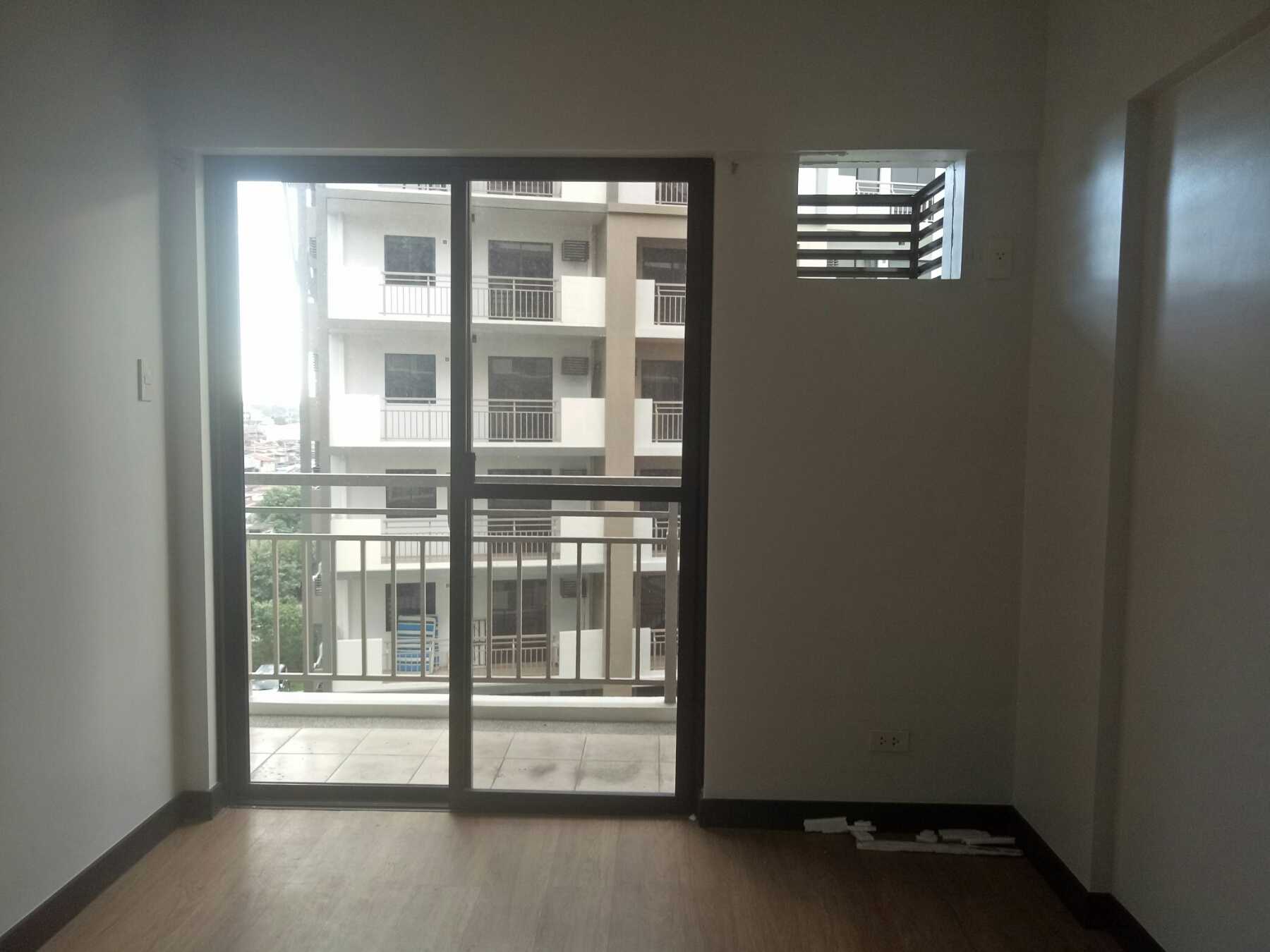 Alea Residences Surya Bare Unit 2 Bedroom03