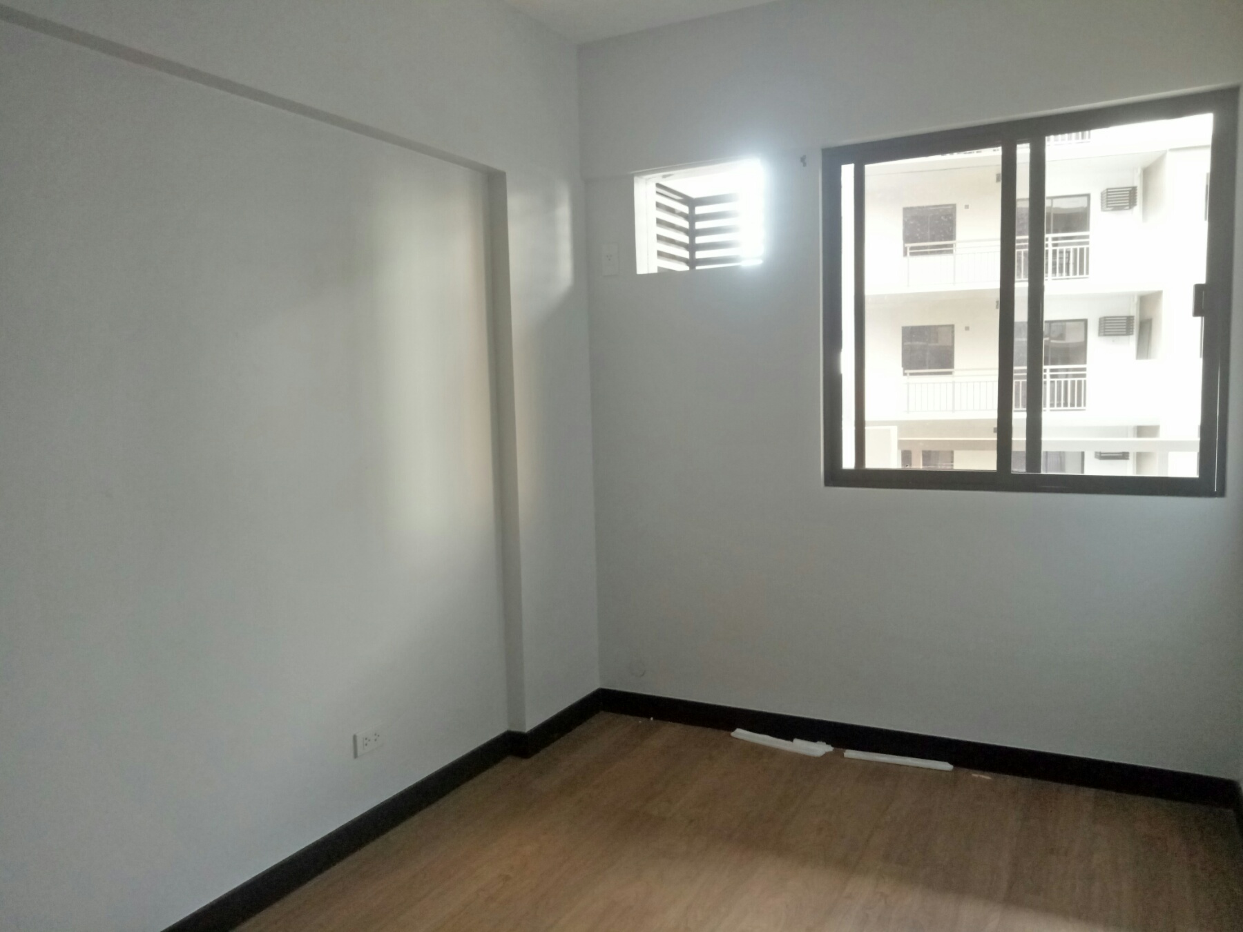 Alea Residences Surya Bare Unit 2 Bedroom04