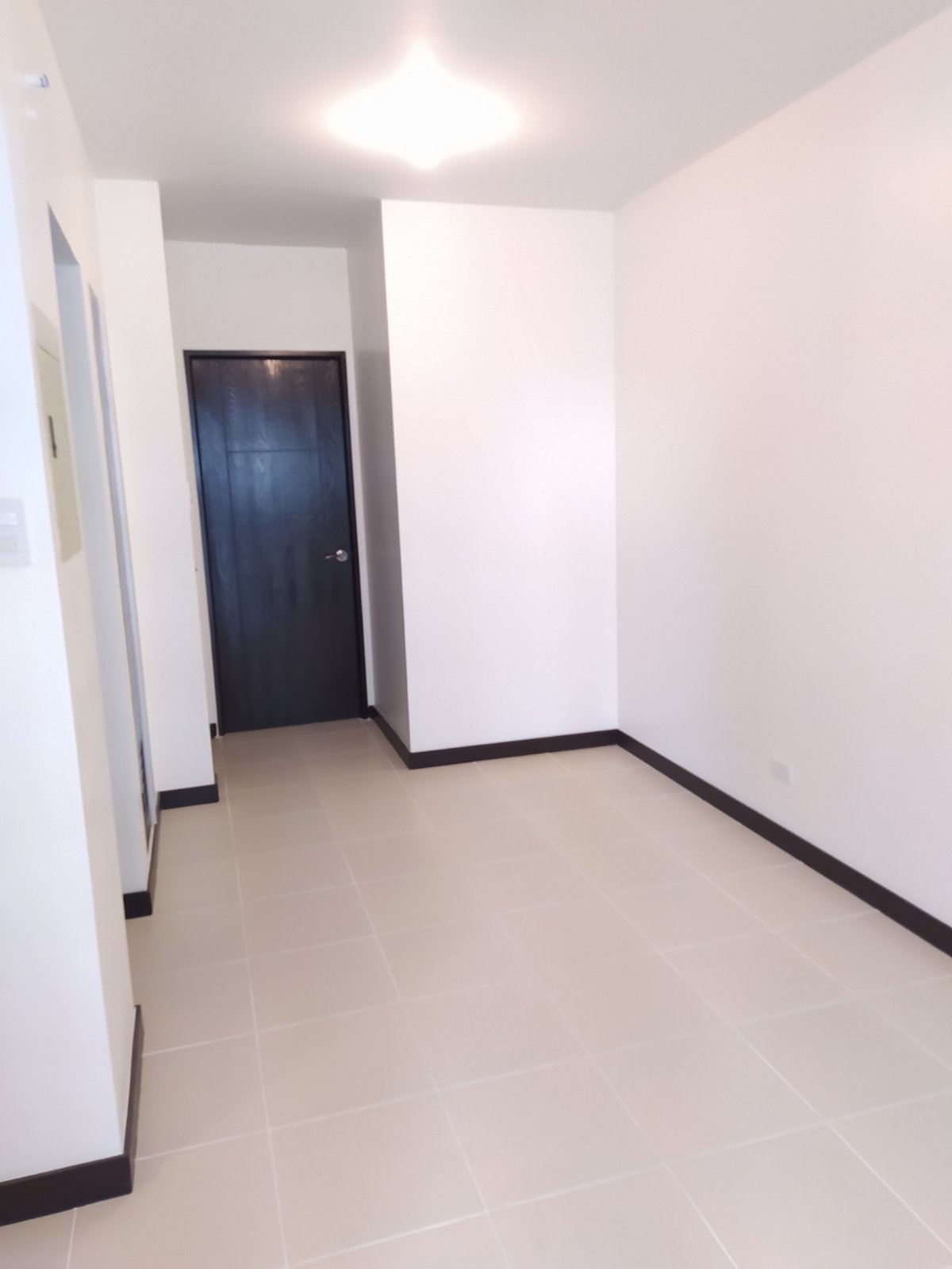 Calathea Place Zebrina Bare Unit 2 Bedroom02
