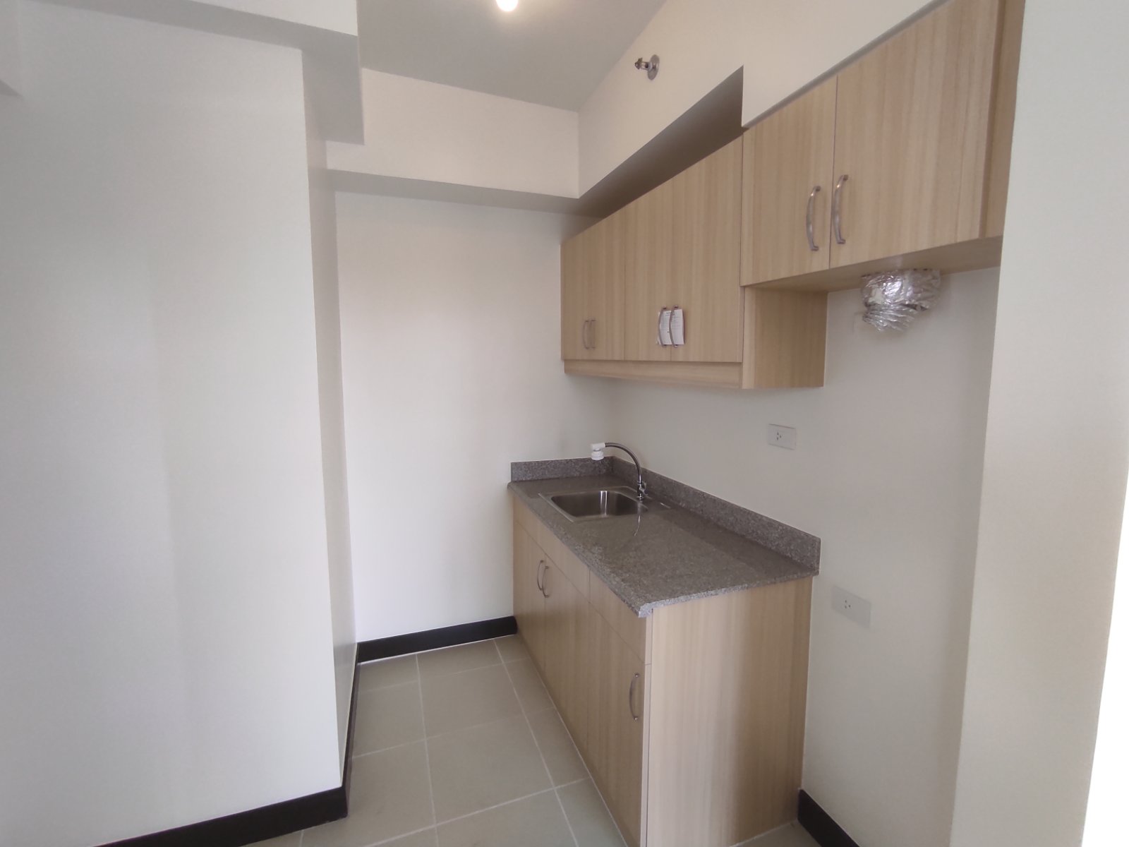Calathea Place Lavender Bare Unit 2 Bedroom05