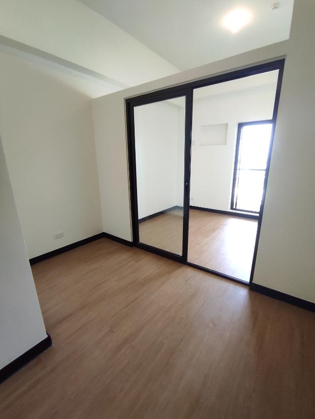 Calathea Place Lavender Bare Unit 1 Bedroom05