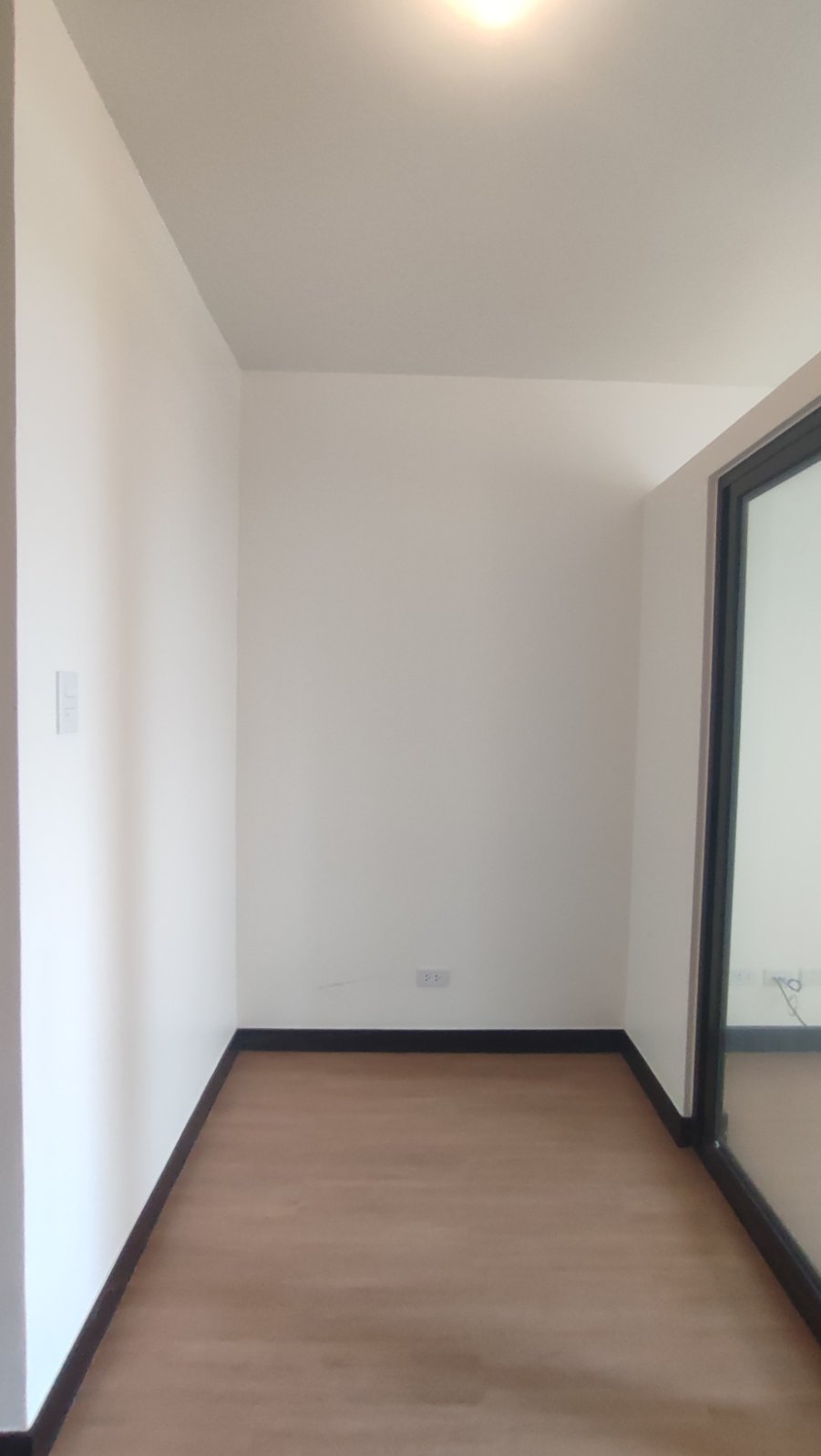 Calathea Place Lavender Bare Unit 1 Bedroom05