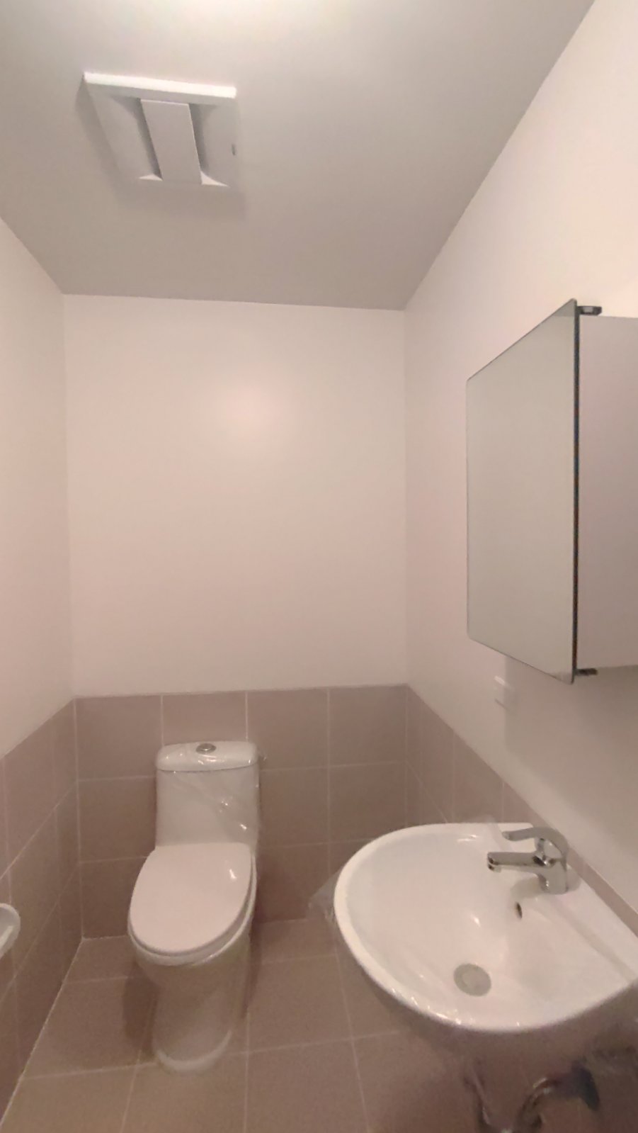 Calathea Place Lavender Bare Unit 1 Bedroom07