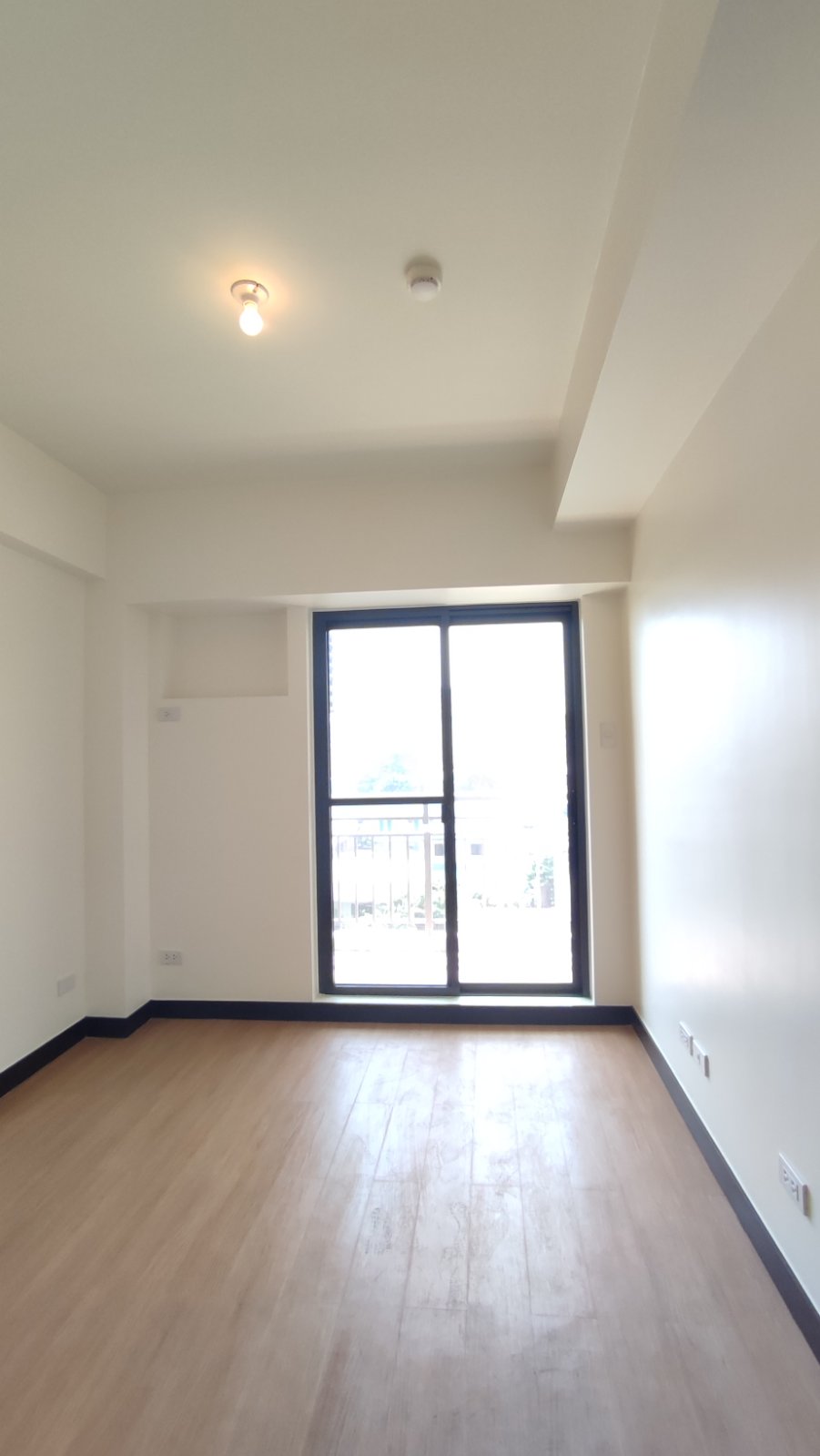 Calathea Place Lavender Bare Unit 1 Bedroom03
