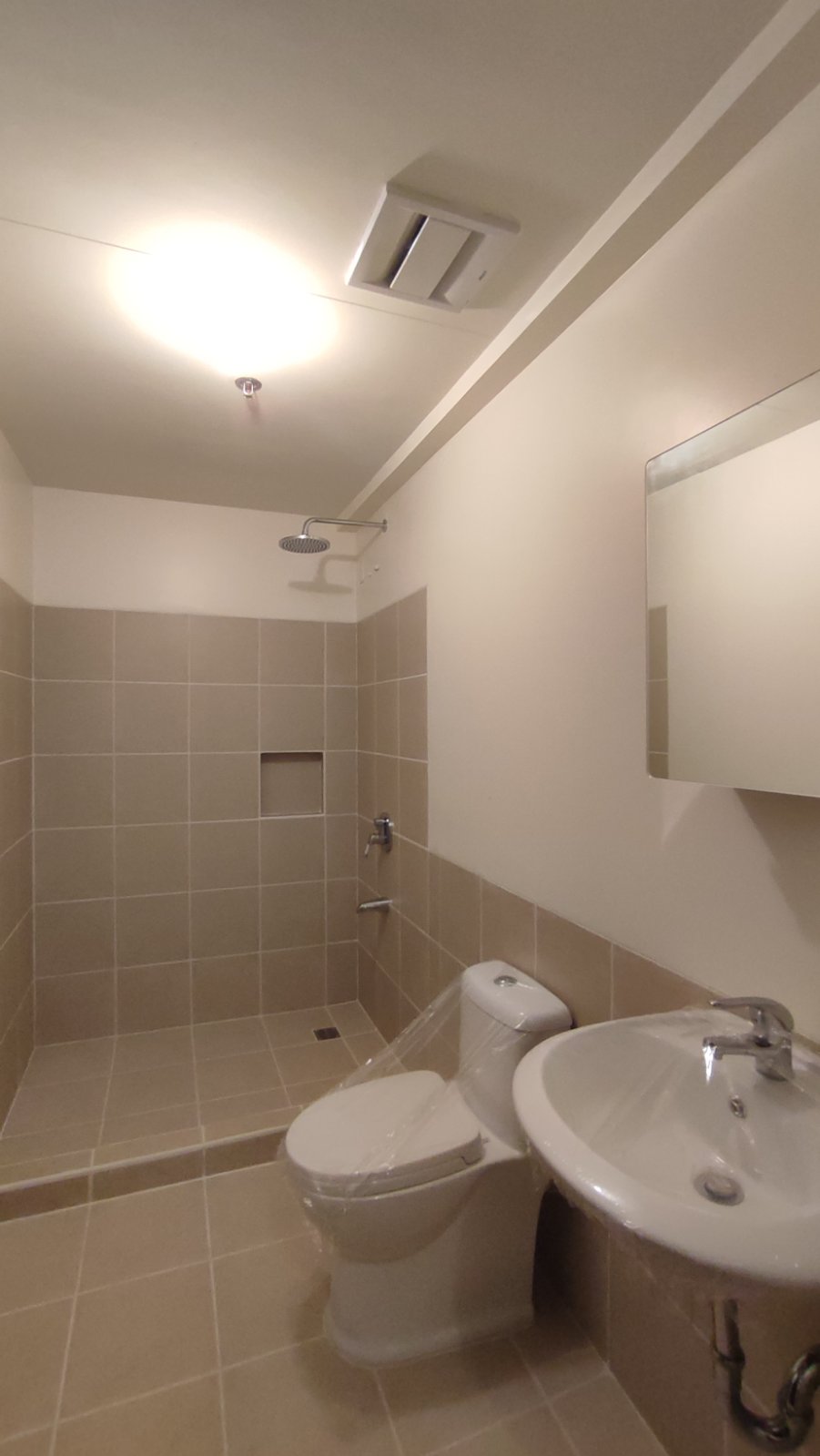Calathea Place Lavender Bare Unit 1 Bedroom06
