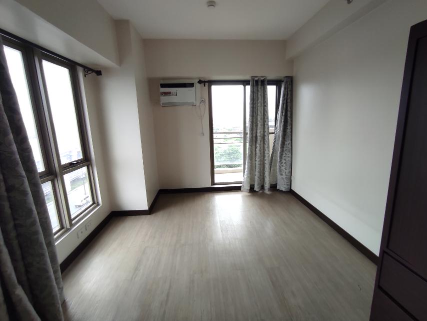 Fairway Terraces Fairway Terraces Semi-furnished 1 Bedroom03