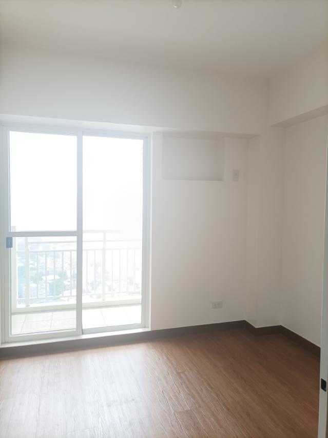 Infina Towers North Tower Bare Unit 1 Bedroom02
