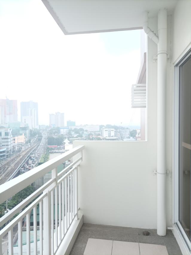 Infina Towers North Tower Bare Unit 1 Bedroom03