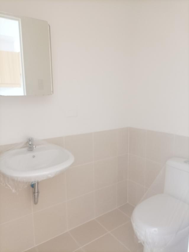 Infina Towers North Tower Bare Unit 1 Bedroom05