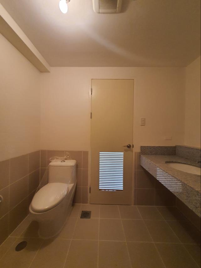 Infina Towers South Tower Bare Unit 3 Bedroom09