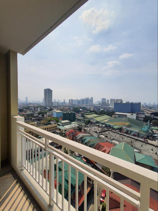 Infina Towers North Tower Semi-furnished 1 Bedroom06