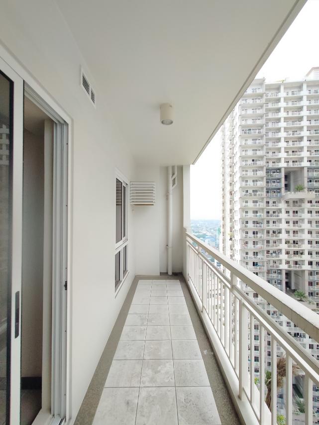 Lumiere Residences North Tower Bare Unit 2 Bedroom02