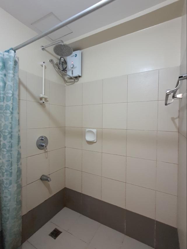 One Castilla Place One Castilla Place Semi-furnished 2 Bedroom08