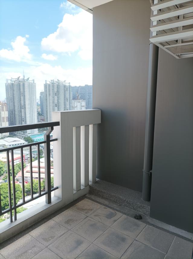 Sheridan Towers North Tower Bare Unit 1 Bedroom03