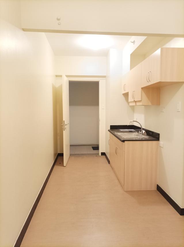 Sheridan Towers North Tower Bare Unit 1 Bedroom04