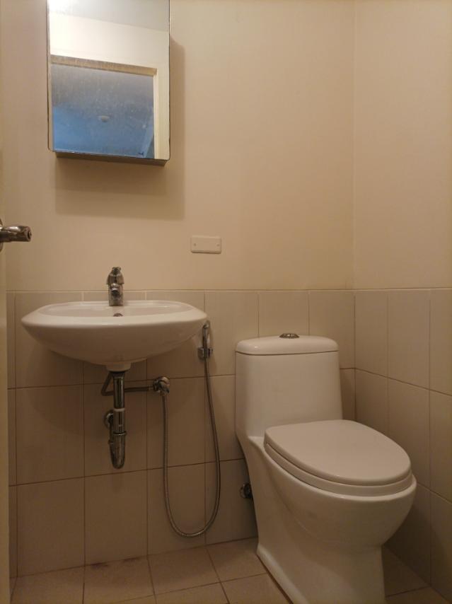 Torre De Manila Torre De Manila Semi-furnished 1 Bedroom07