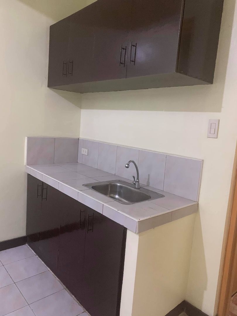 "Apartment for rent Sta. Ana, Manila (Near Puregold Makati)"06