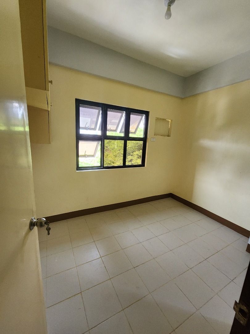 NEW BIG 2 BEDROOM QUEZON CITY NEAR FRISCO06