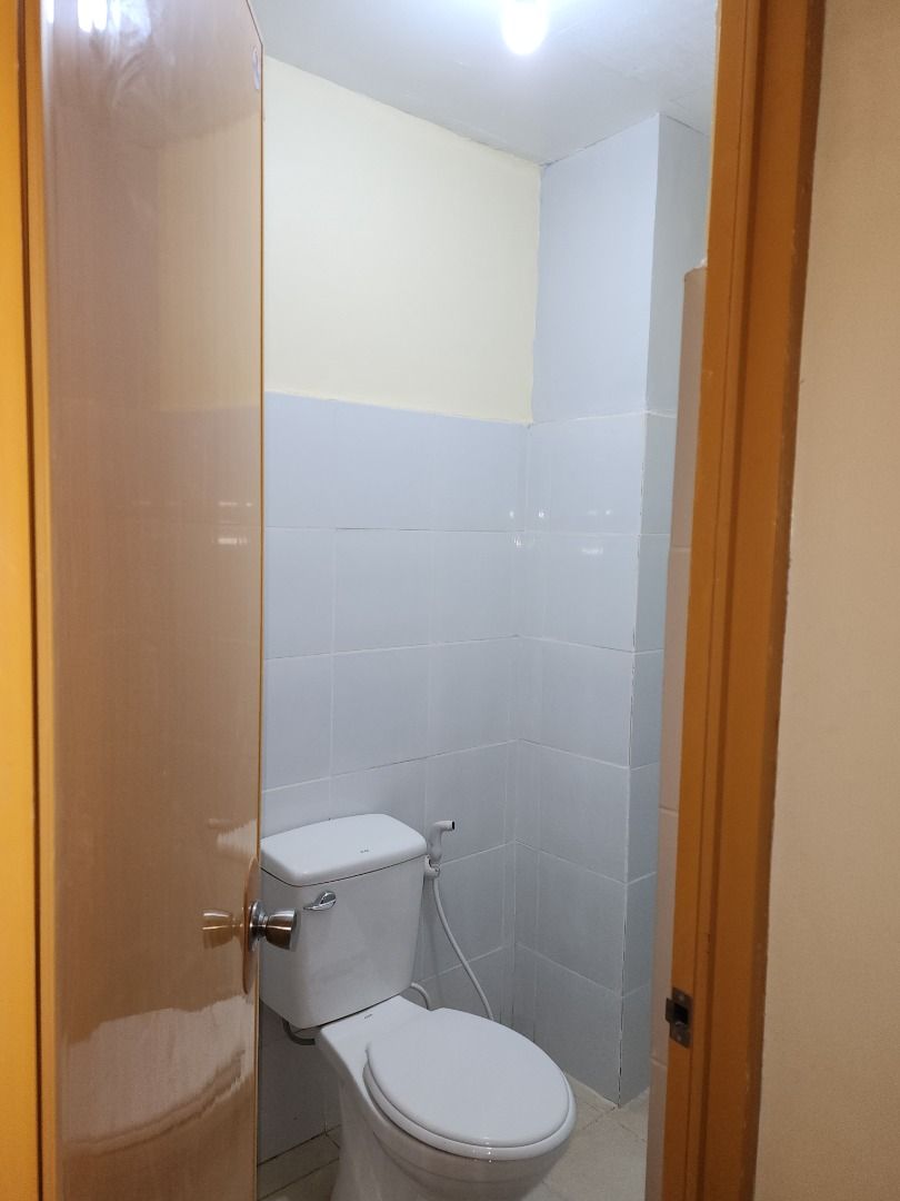 NEW BIG 2 BEDROOM QUEZON CITY NEAR FRISCO07