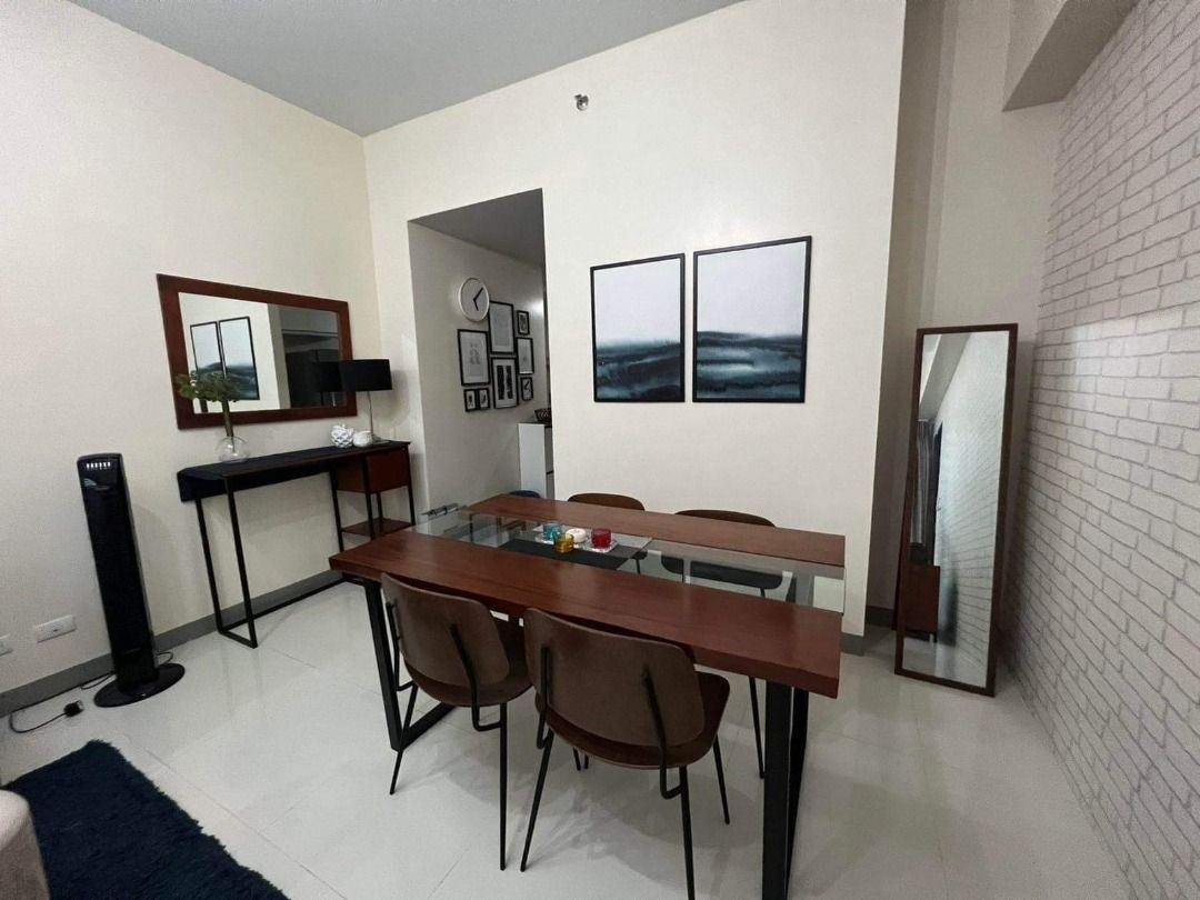 "FOR RENT: One Uptown Residence - 1 Bedroom Unit, Furnished, 55.7 Sqm., 1 Parking Slot, BGC, Taguig City"02