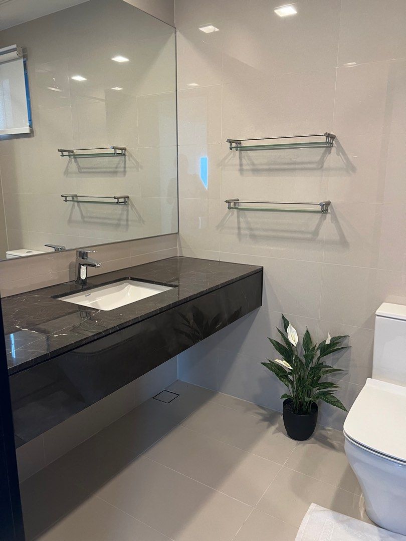 "FOR LEASE: 2 Bedroom Corner Unit In West Gallery Place, BGC"06