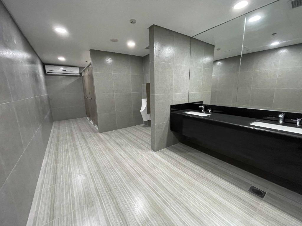 "Bare Unit Prime Office Spaces for Rent in Park Triangle Corporate Plaza, BGC, Taguig"09