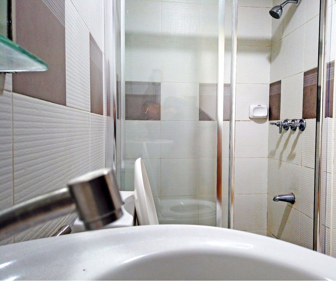 1BR Classica Tower Salcedo Vill makati for rent lots of storage modern appliances05