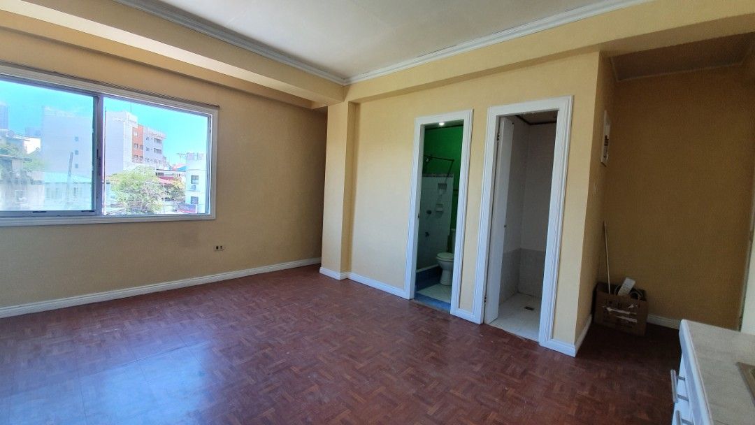ONE BEDROOM APARTMENT FOR RENT IN MAKATI CITY07