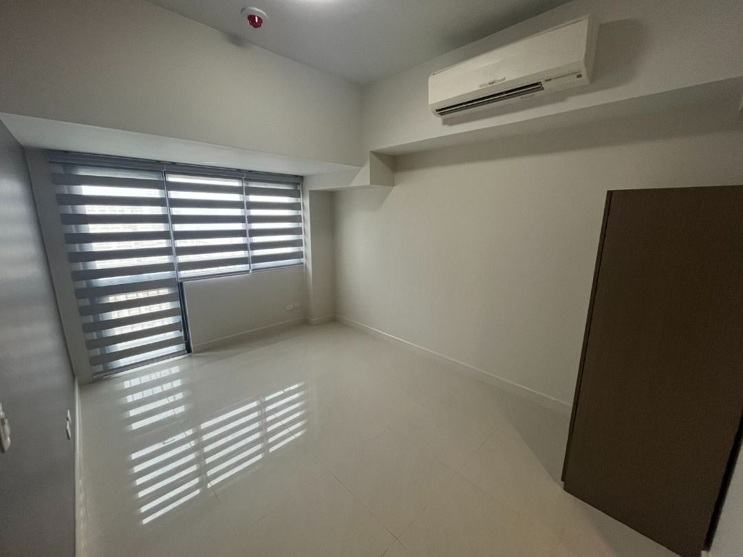 Studio unit near MAKATI MED & RCBC for RENT02
