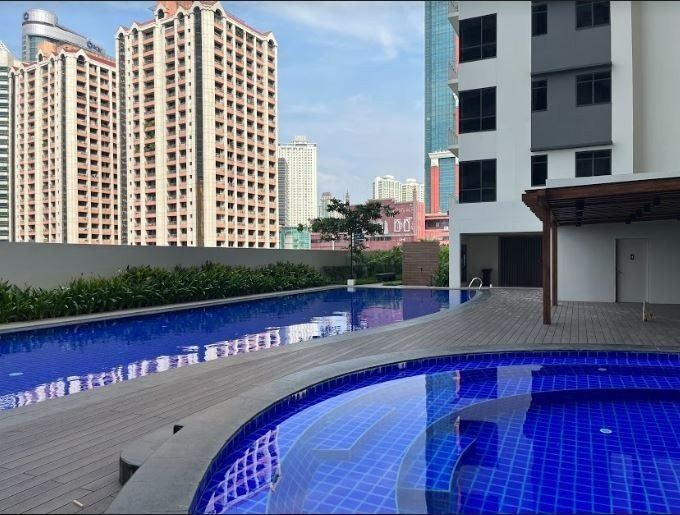 Studio unit near MAKATI MED & RCBC for RENT08