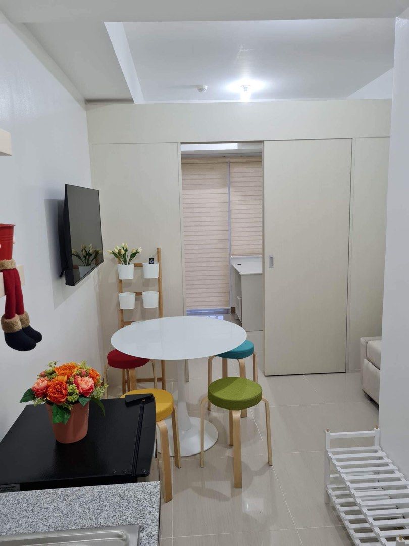 For Rent New One Bedroom Condo Work Fr Home Office Set Up  SM South Residences Las Pinas nr Pilar nr Alabang02