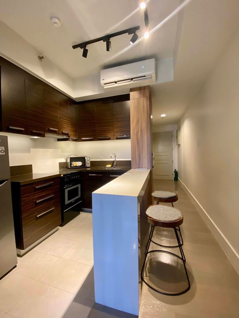 Condo in Rockwell Makati For Rent The Proscenium02