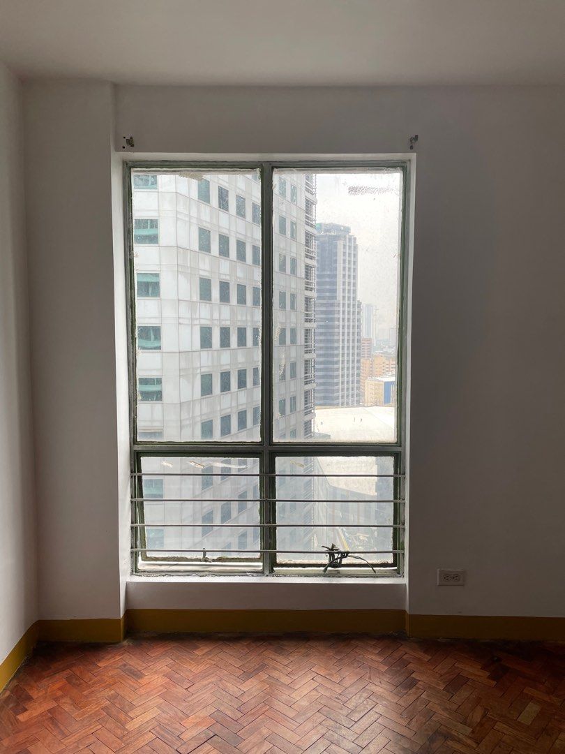 City &Land Mega Plaza 1 BR for RENT06