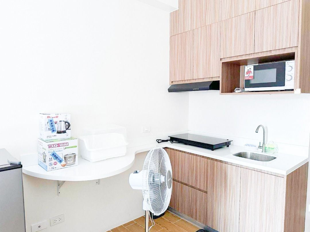 "FOR RENT: Fully furnished Studio Deluxe at R-Square Residences Taft Ave. Malate, Manila"02
