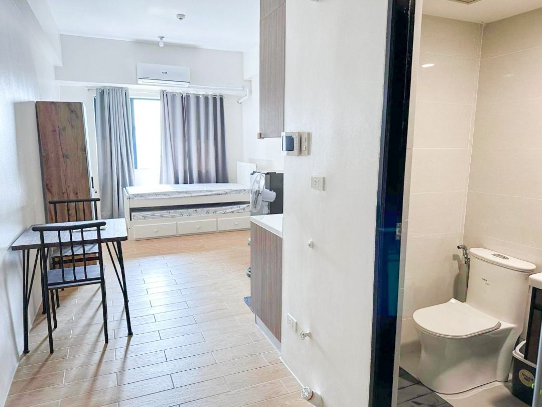"FOR RENT: Fully furnished Studio Deluxe at R-Square Residences Taft Ave. Malate, Manila"03