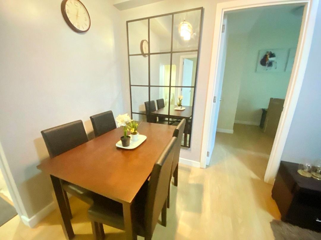 "THE GROVE AT ROCKWELL, 2 Bedroom Unit With Parking For Rent Pasig City"04