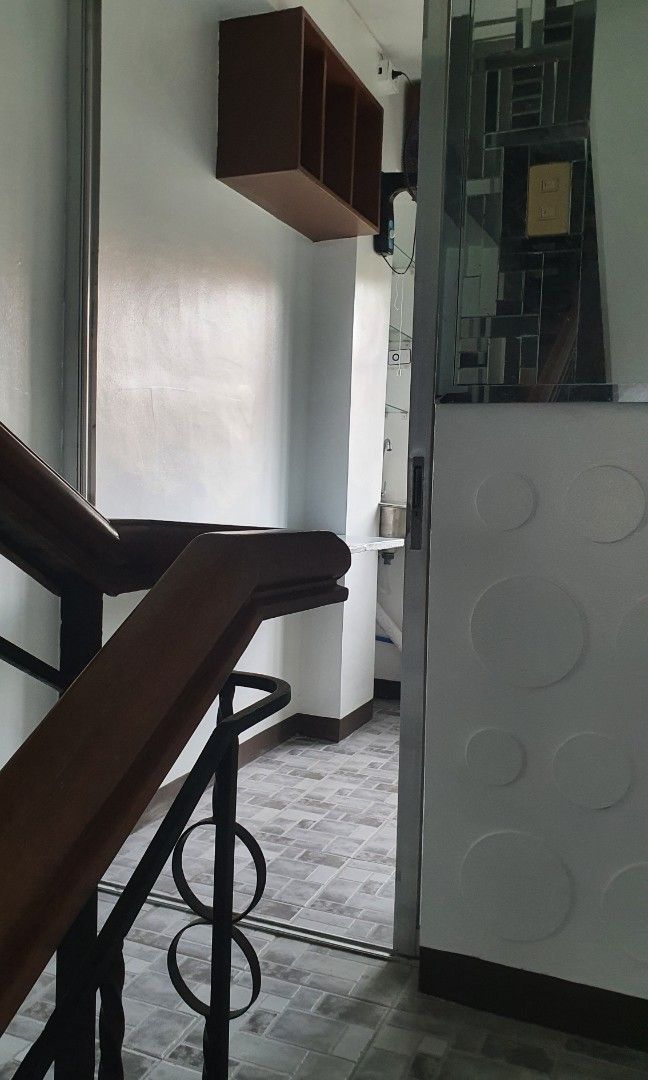 Room 4 Rent08